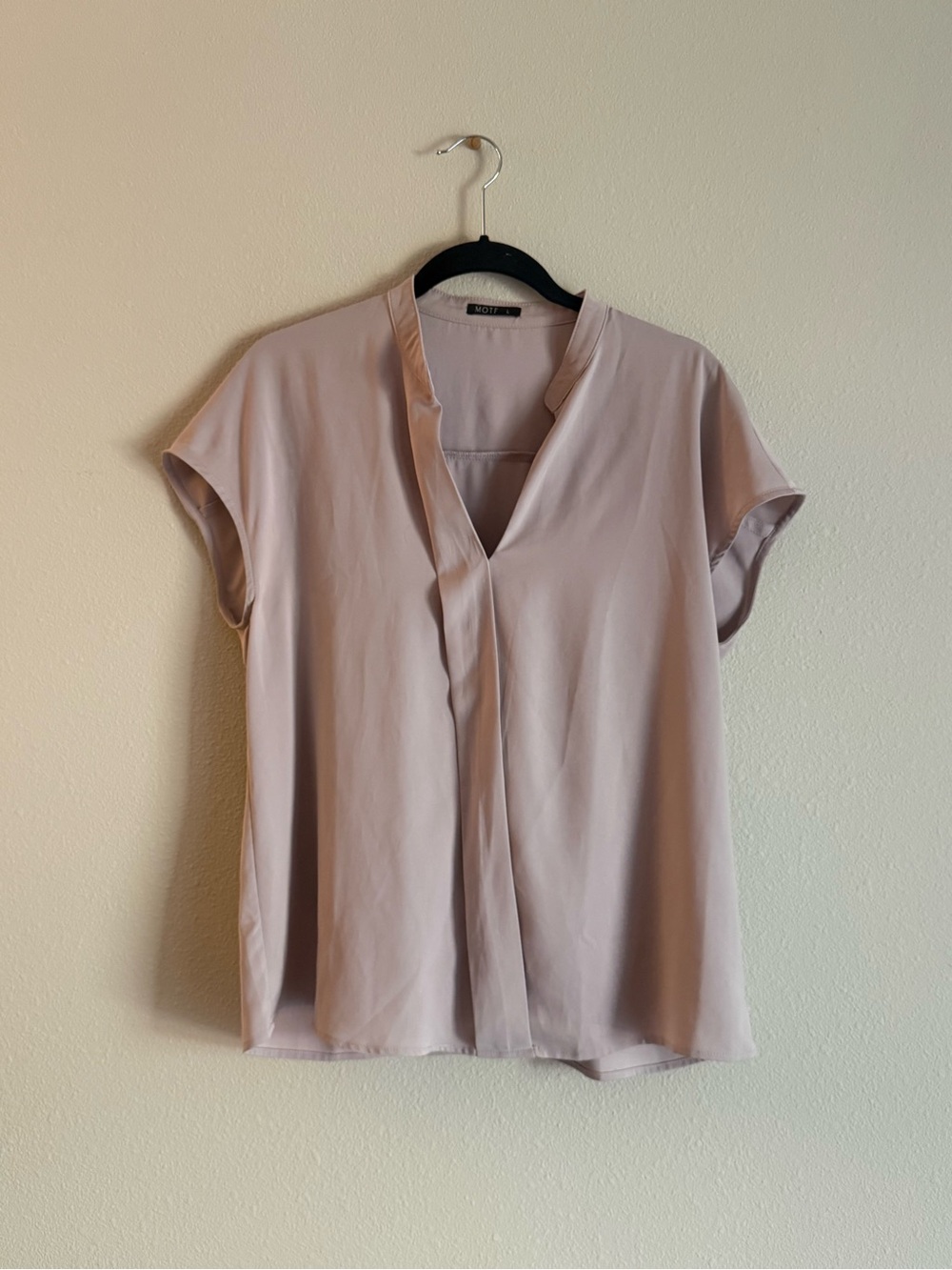 MOTF Cap Sleeve V-Neck Blouse